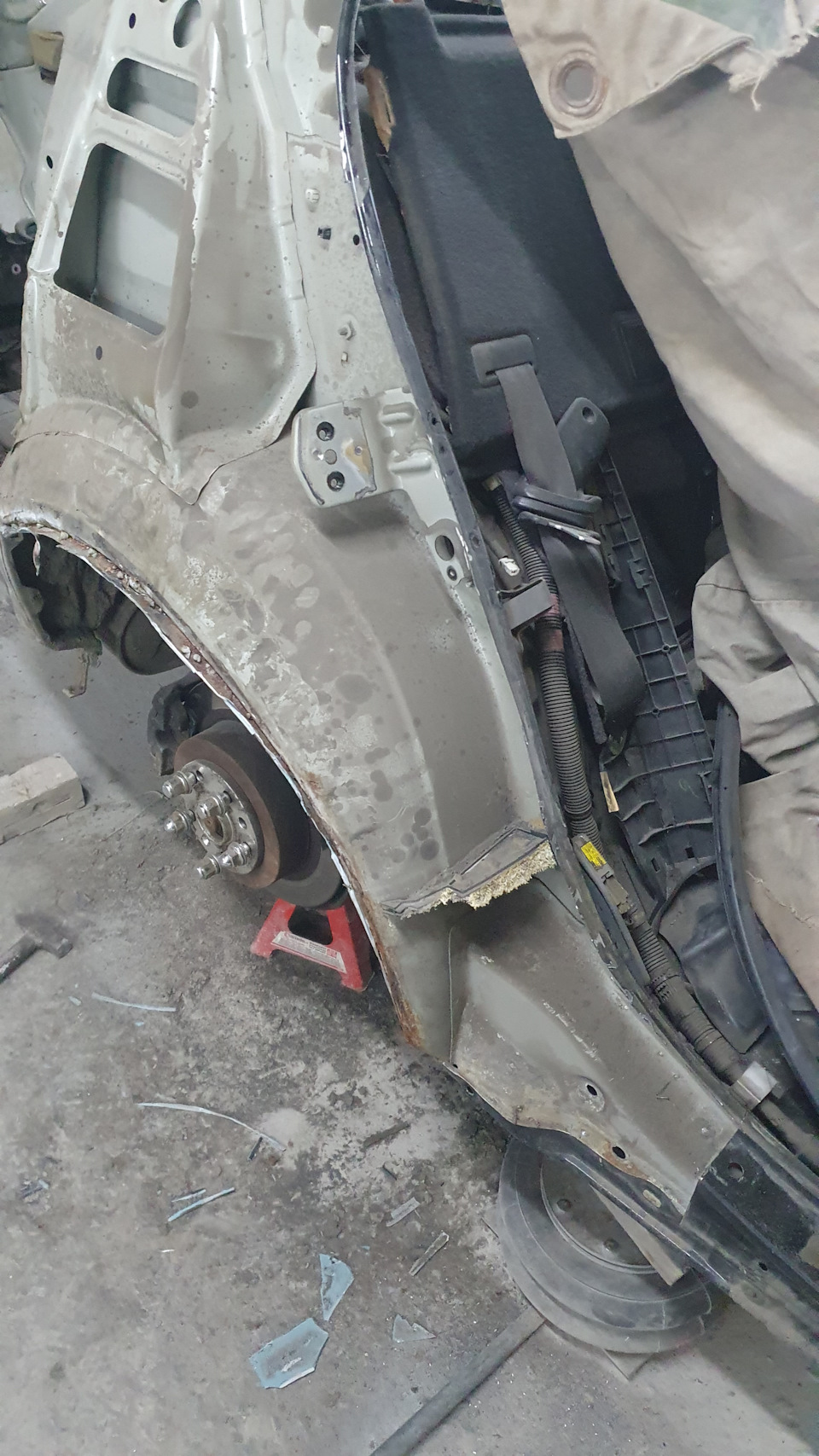 Підготовка кузова до плівки. Повне відновлення. Частина 1 3