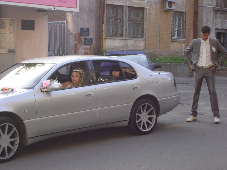 The best wedding car… 5