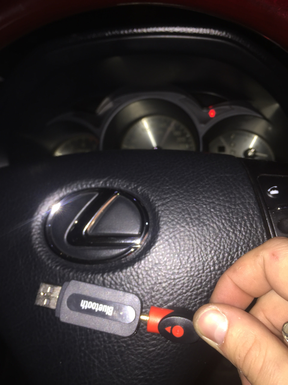 Запилив Aux все-таки! + Bluetooth 1