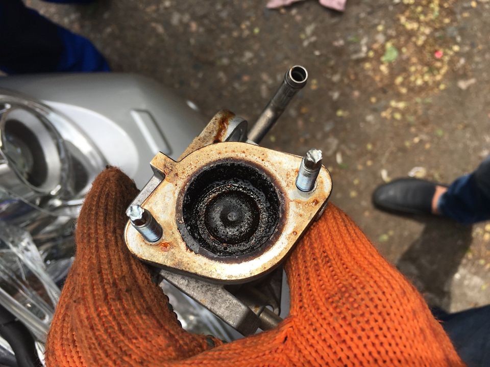 Погляньте на клапан EGR 4