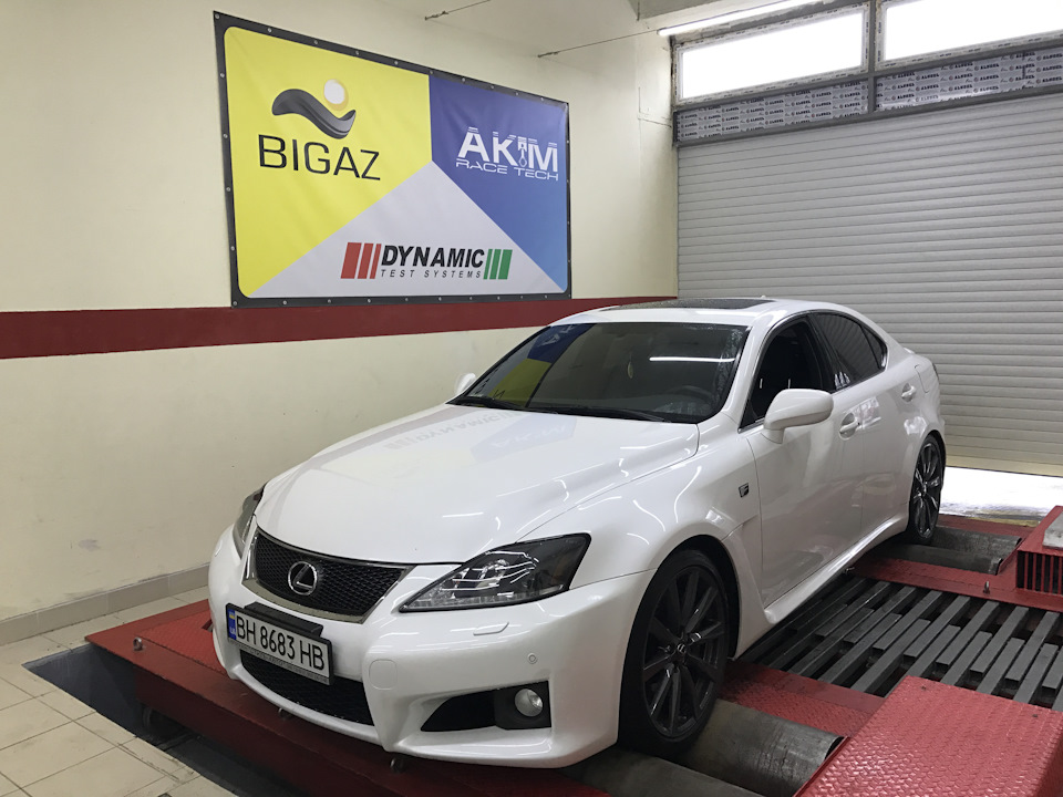 Lexus IS F dynorun + exhaust 4