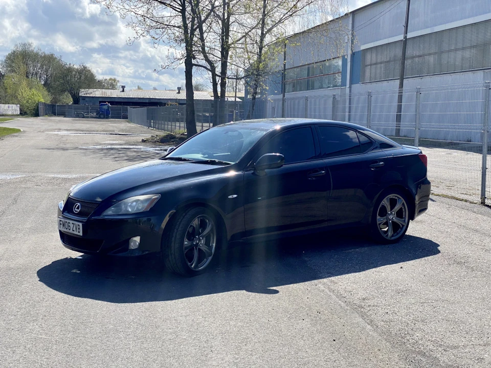 Спасите помогите Lexus is220d