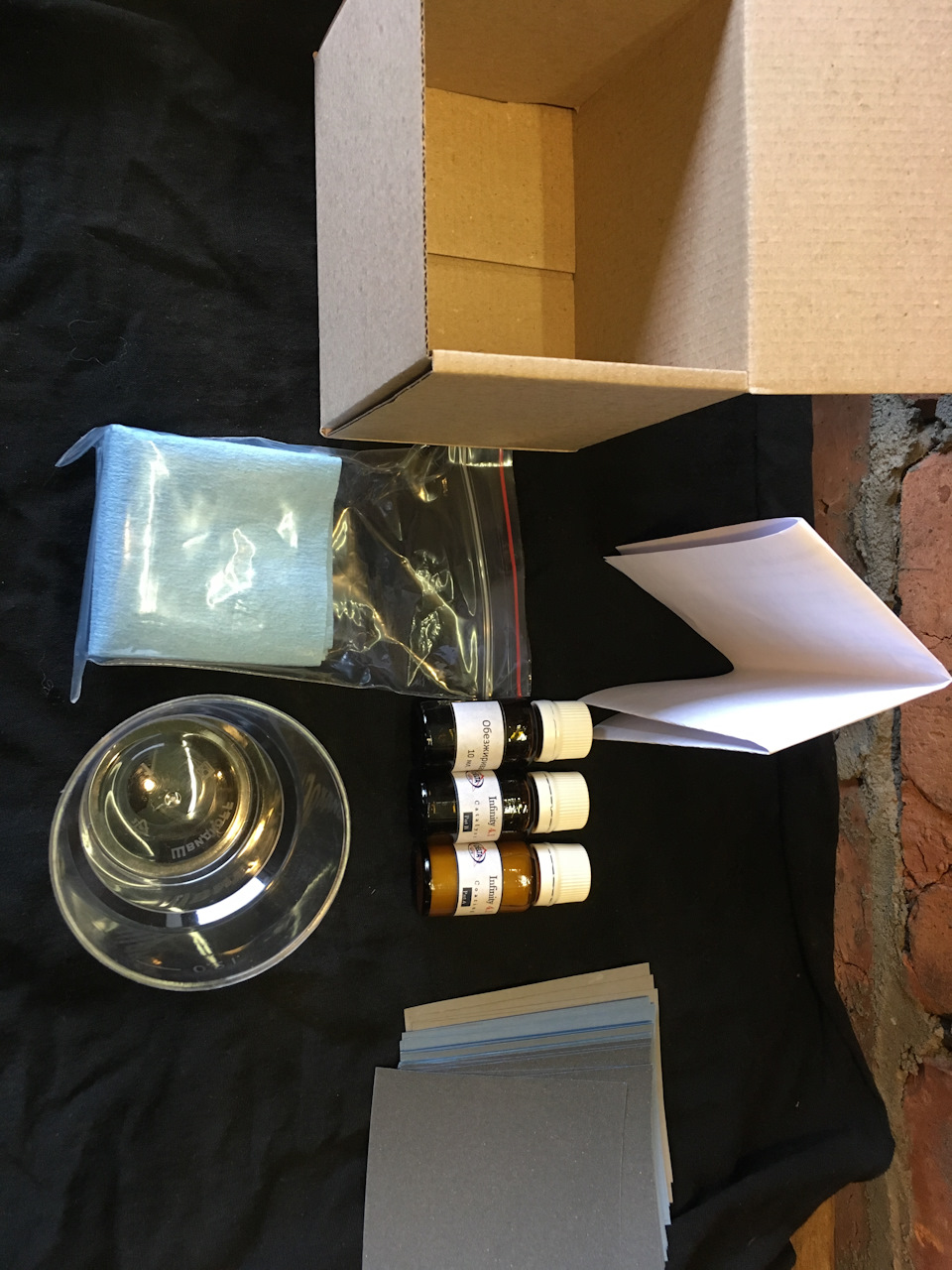 #3 Проба відновити фари з лаком Delta Kits 4