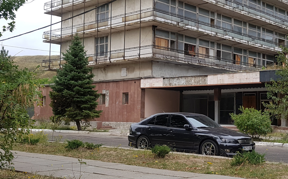 Впіймав ракурс;) 2