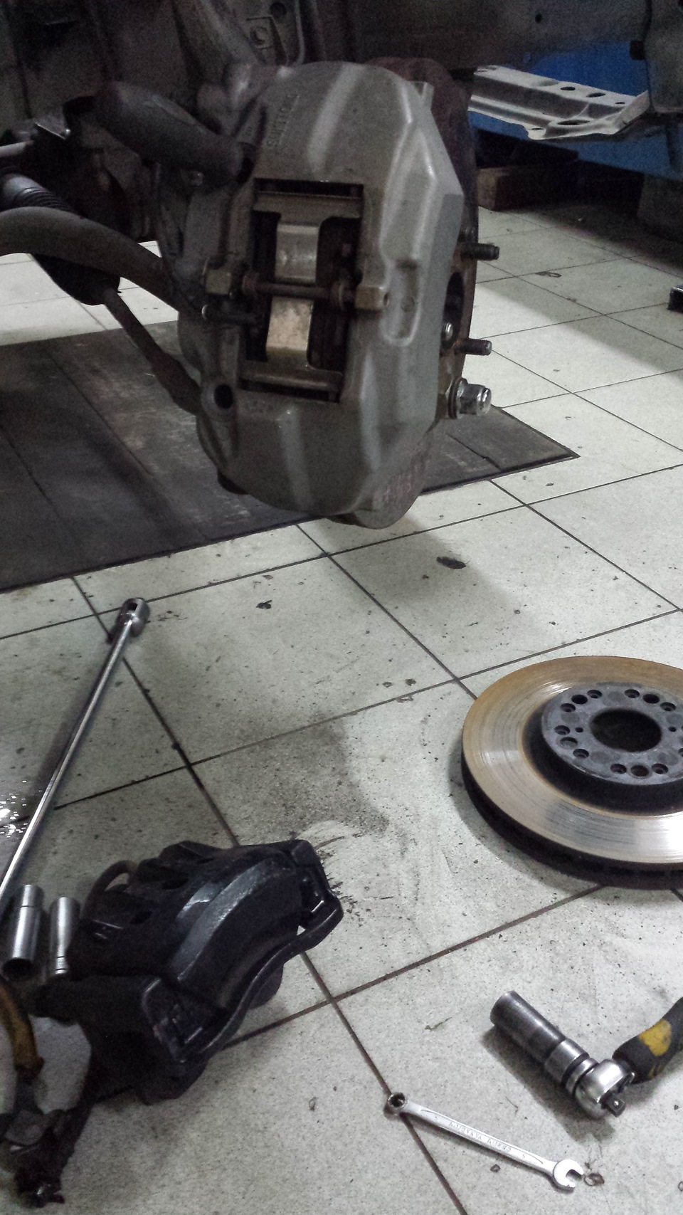 Прикупив гальма від Lexus LS430 V8 2