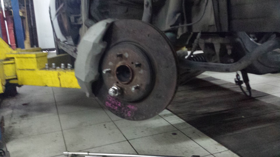 Прикупив гальма від Lexus LS430 V8 3