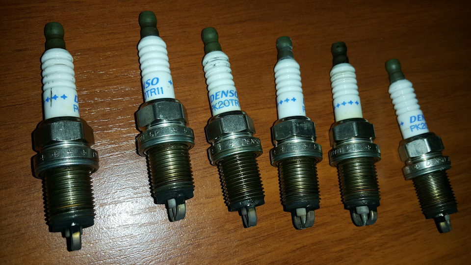Заміна свічок на denso sk20r-p11 3