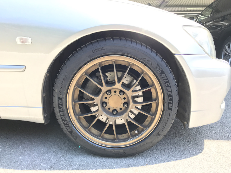 Michelin Pilot Sport 4 225/45/17 - передня вісь 5
