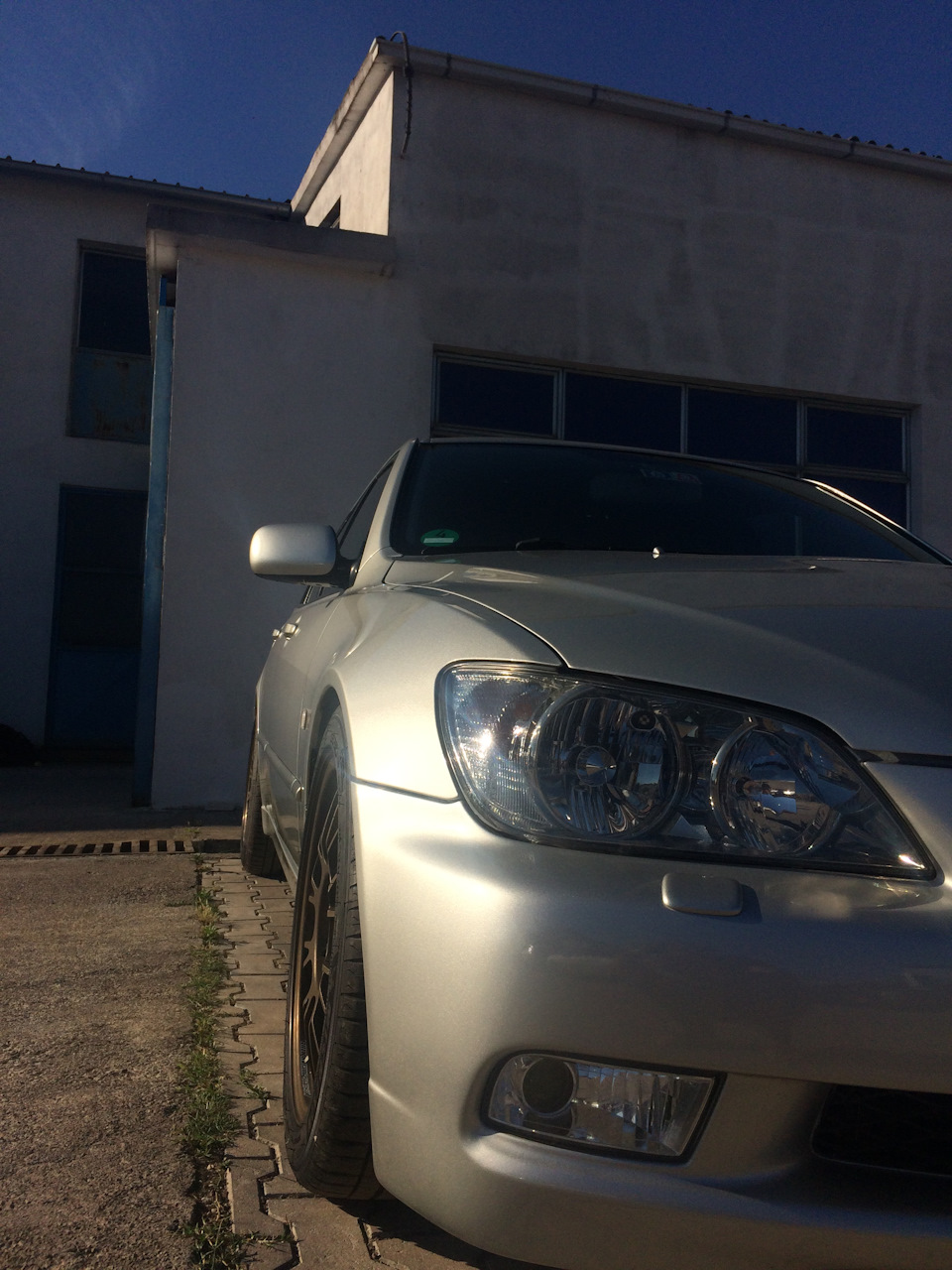 Нова гума Michelin Pilot Sport 4 + смердючка в салон Eikosha + алюмінієві пороги 4