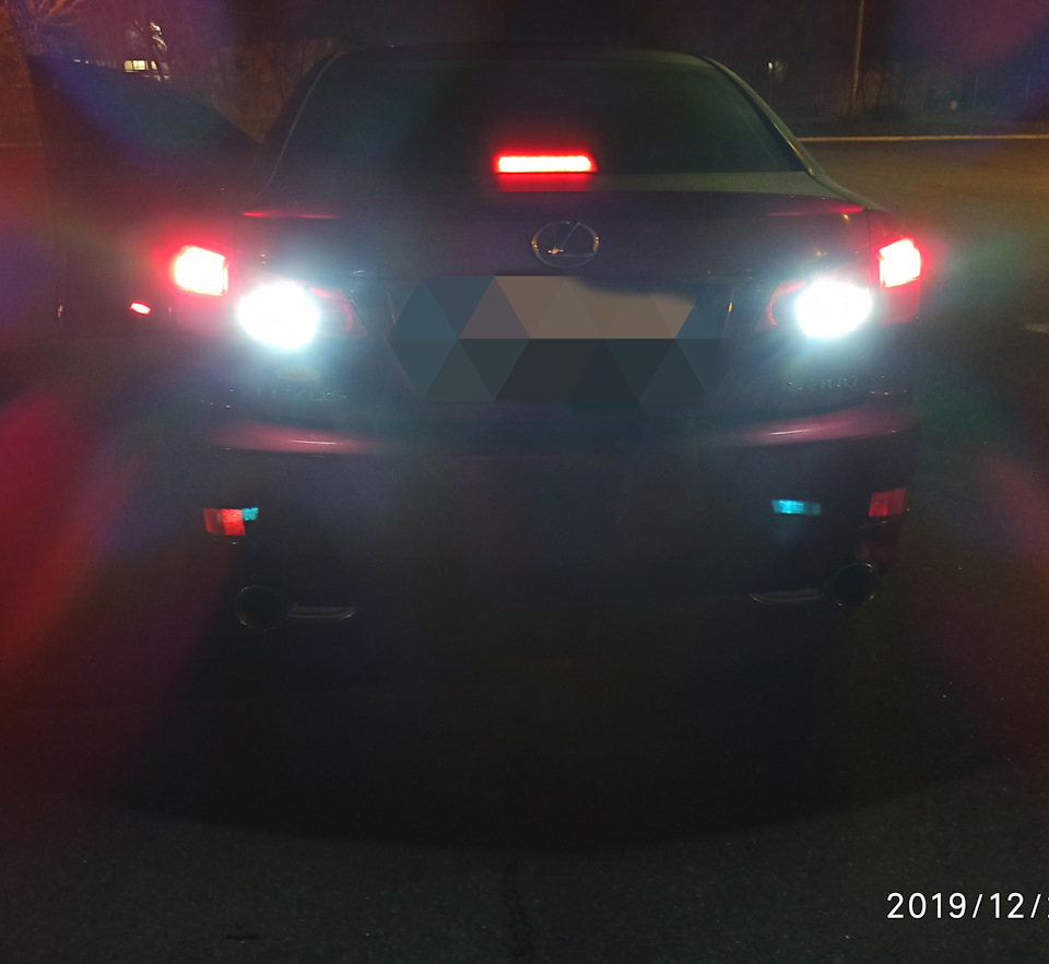 Заміна ламп заднього ходу на LED 2