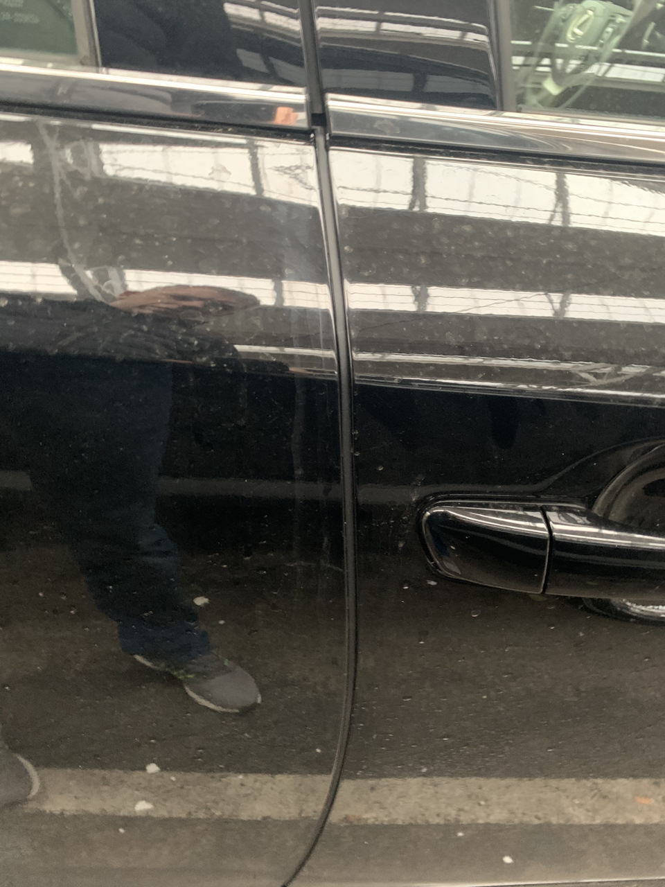 Встановив гумки в дверний отвір 3