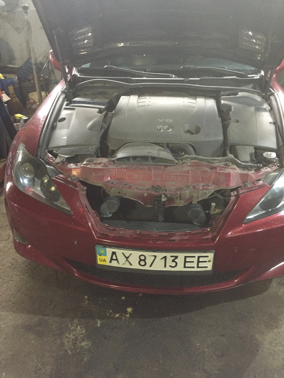 Значок Lexus Carbon 5