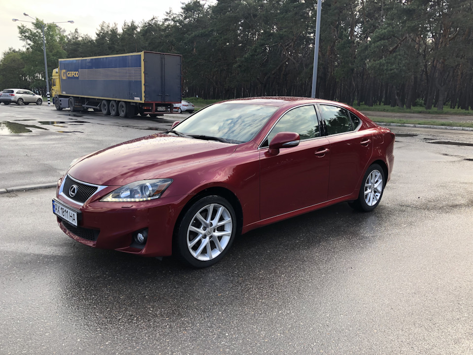 Покупка нової машини - Офіціал Lexus 2