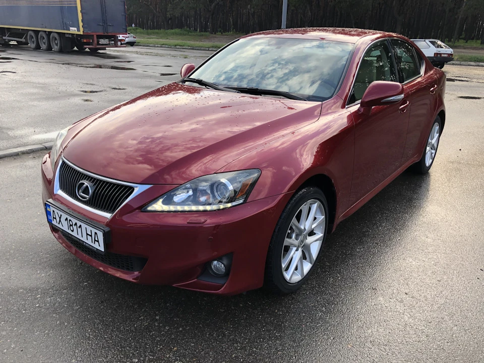 Покупка нової машини - Офіціал Lexus