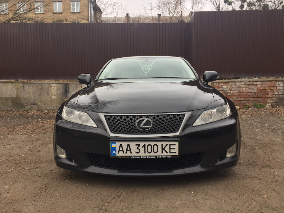 Продаж Lexus IS 250 RWD 1