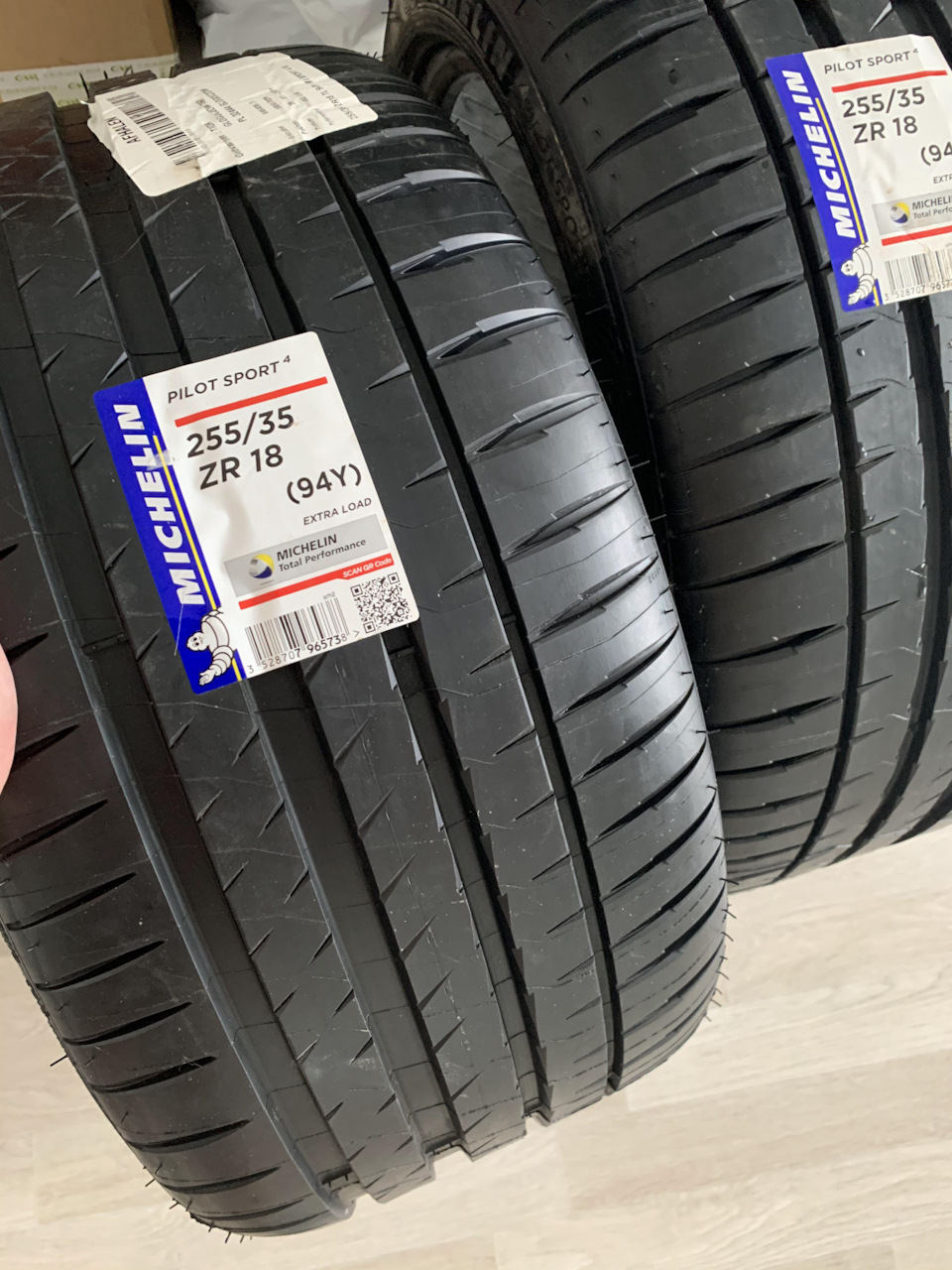 Нові тапки на літо. Michelin Pilot Sport 4. 1