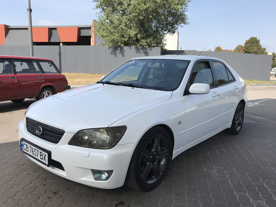 Продам у хороші дбайливі руки! Оригінальний IS300, ліворука Altezza or 4Doors Supra!) Реєстрація Ukraine 1