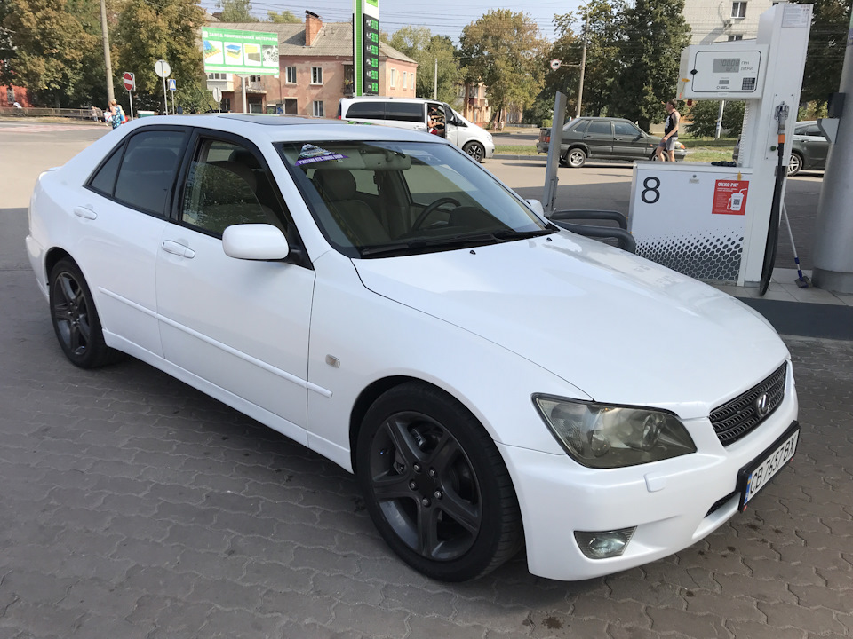 Продам у хороші дбайливі руки! Оригінальний IS300, ліворука Altezza or 4Doors Supra!) Реєстрація Ukraine 4