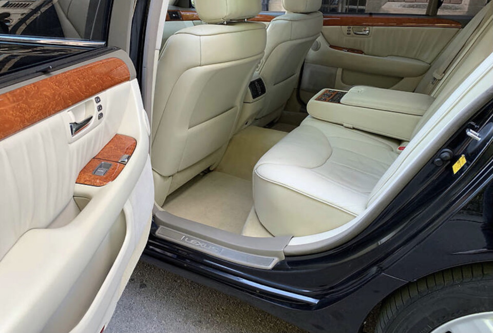 Оригінальні тканинні килими Lexus 3