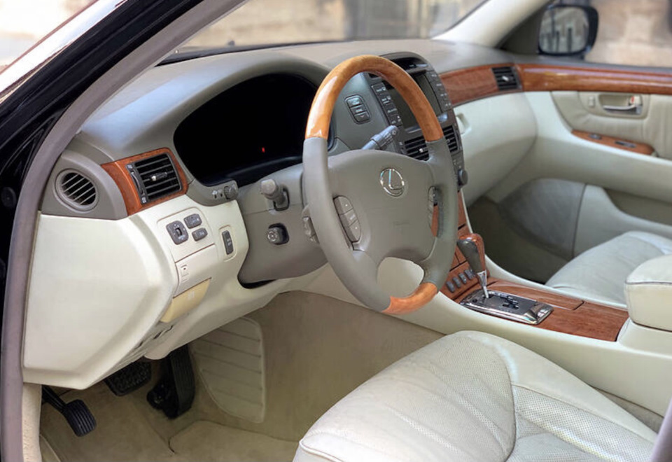 Оригінальні тканинні килими Lexus 2