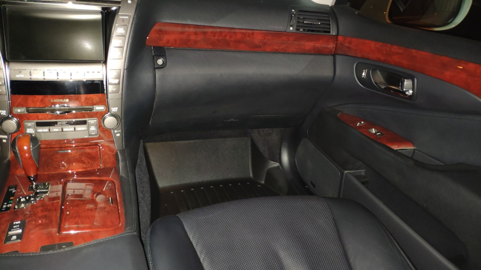 #5. Килимки Weathertech(Салон) 5