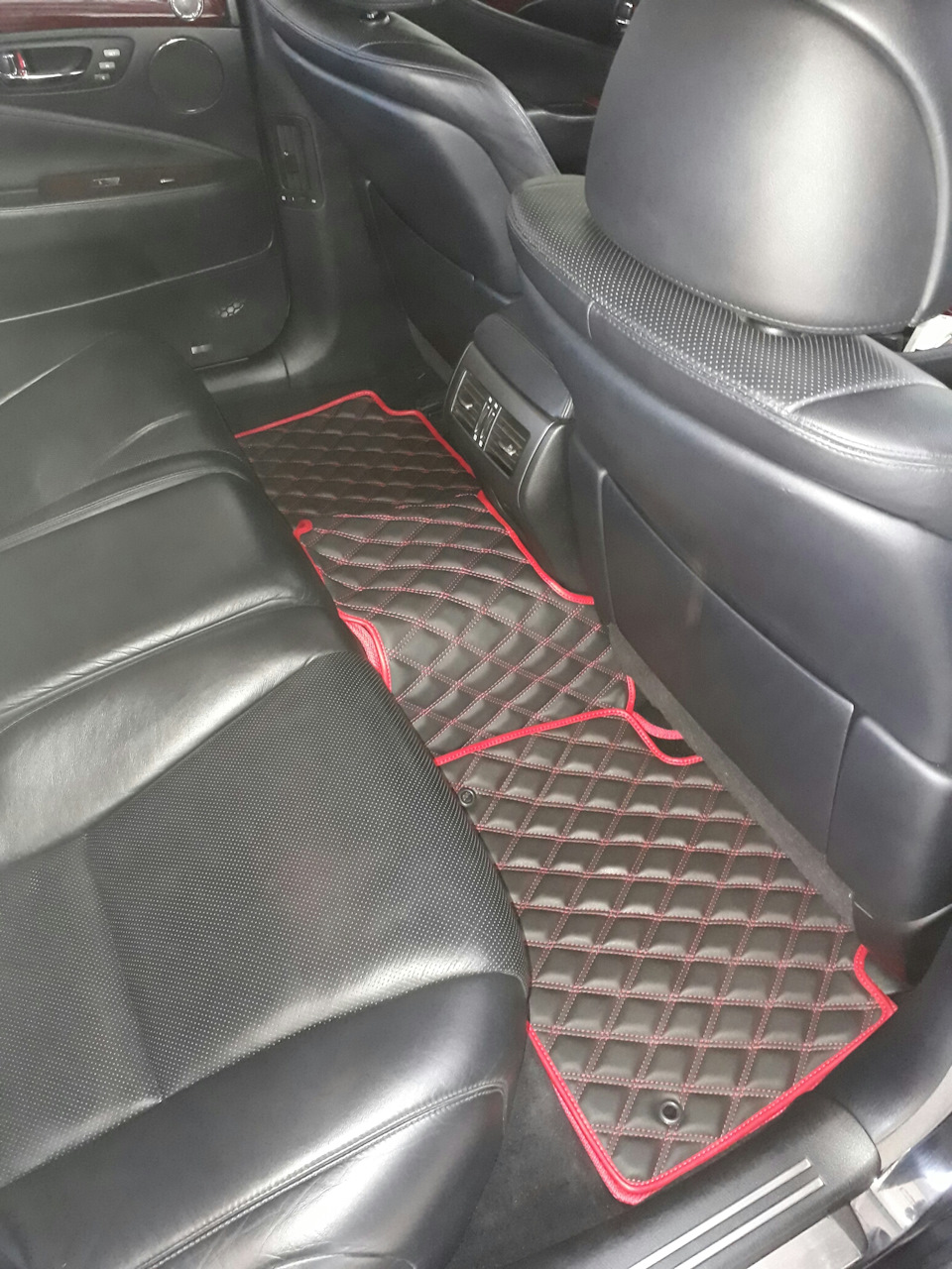 Прикупив Luxury килими... 2