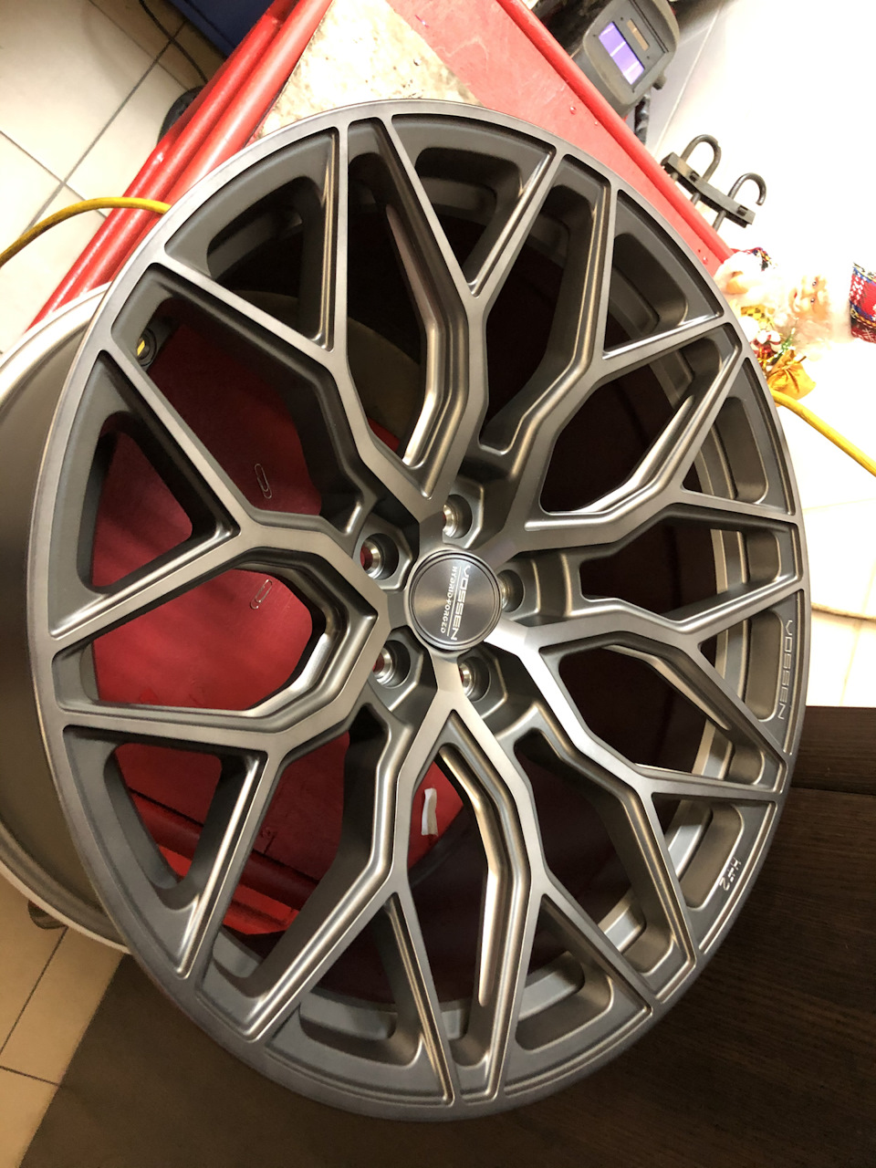 Під ялинку Vossen 🎄 4
