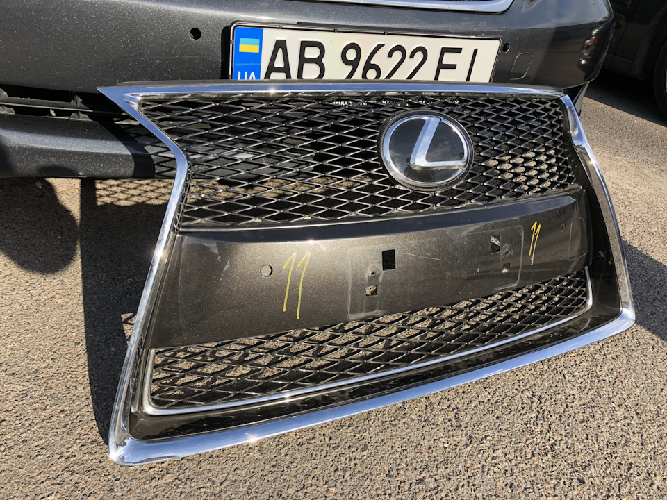 Рішітка радіатора F-Sport 4