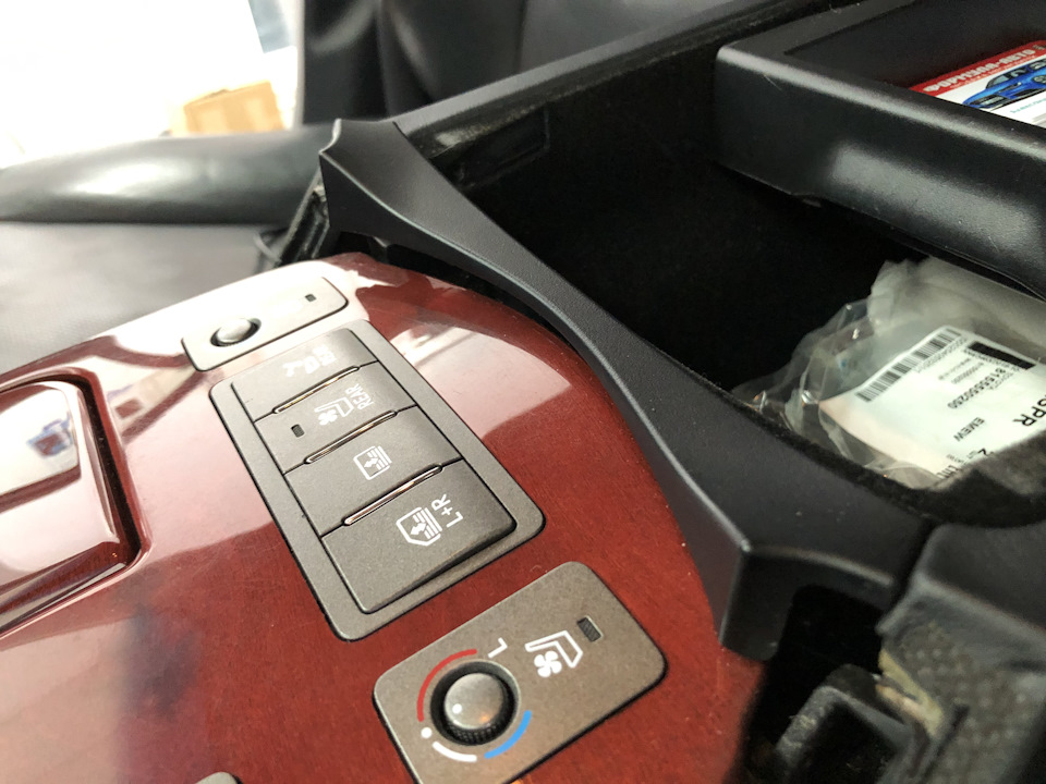 Установка Yatour aux usb sd 4