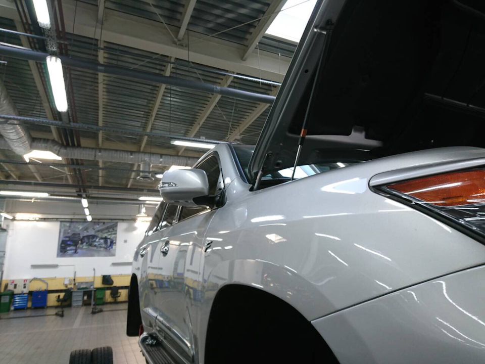 Замінили кришки дзеркал від LX 570 superior 2017 2