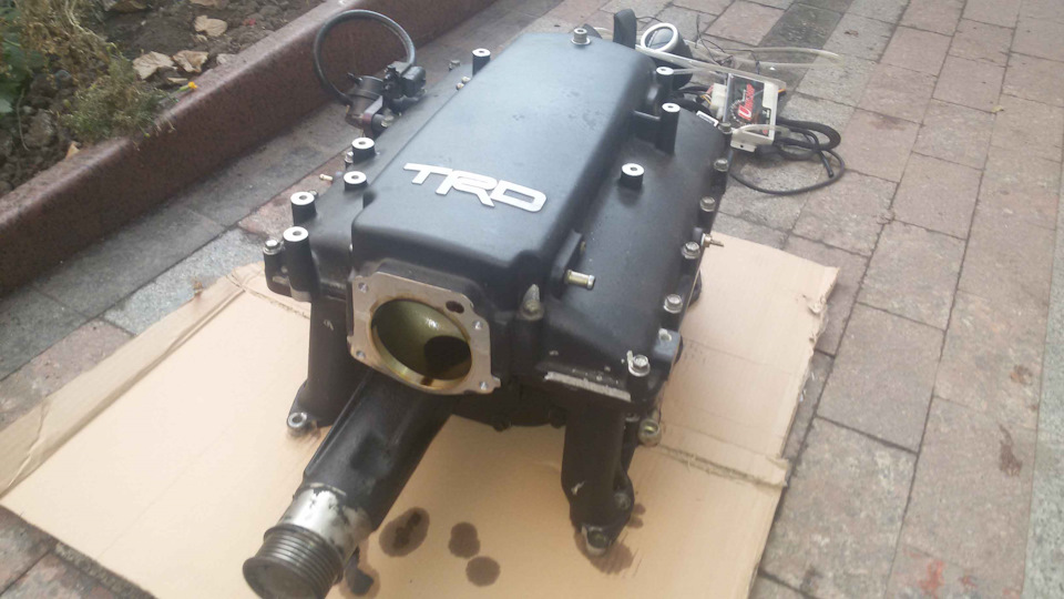 Зняв TRD Supercharger 2