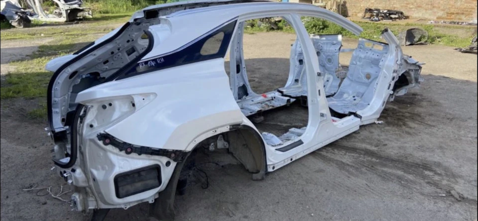 Lexus RX 4 кузовні розміри