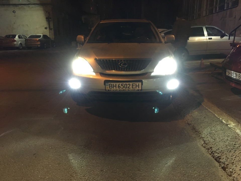 Заміна ламп передніх ПТФ 2