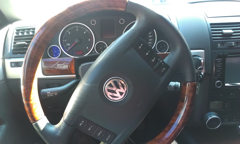 Lexus RX VS Volkswagen Touareg або вічна суперечка японців проти німців))) 5