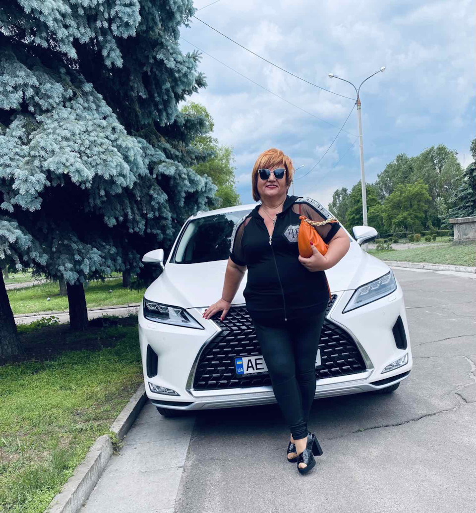 1 РІК - Моєму Lexus RX 300 - Білий Тигр! 2