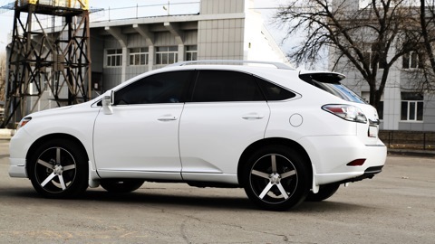 Продам оригінальні обвіси для Lexus Rx 350 LX MODE 2
