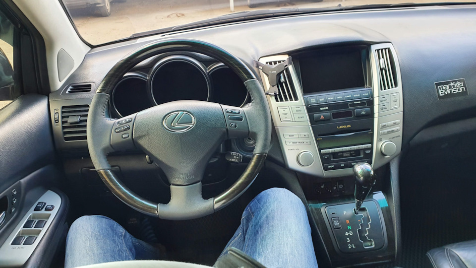 Аквапринт дерев'яних елементів салону та керма Lexus RX350 3