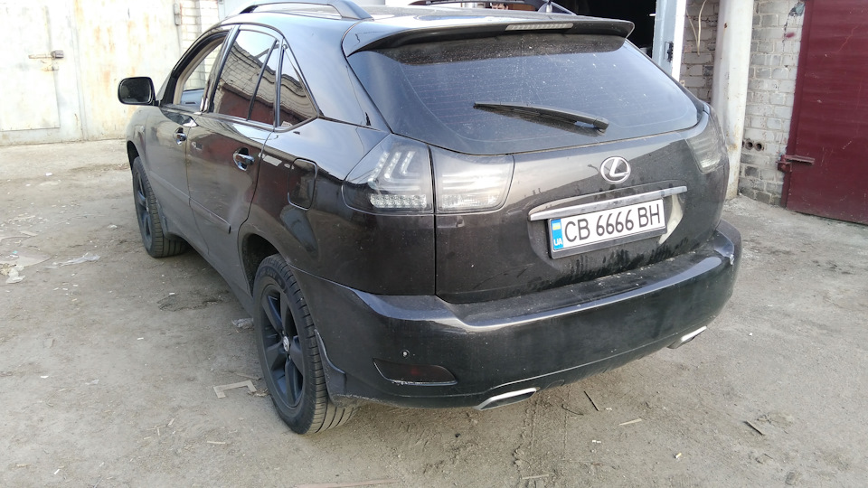 Світлодіодні задні ліхтарі Lexus RX330. Тюнінг. 5
