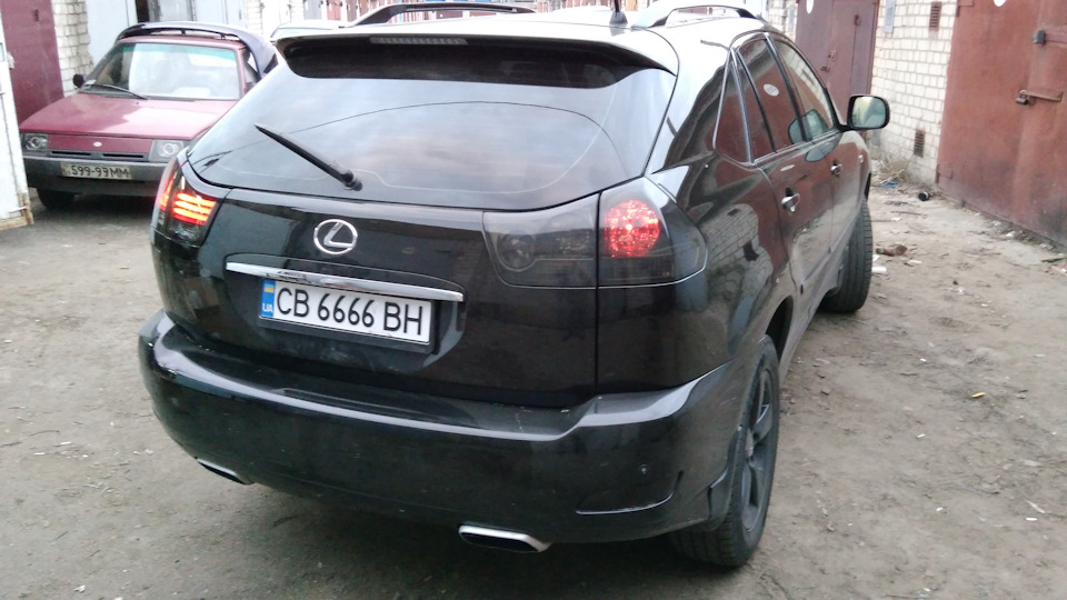 Світлодіодні задні ліхтарі Lexus RX330. Тюнінг. 1