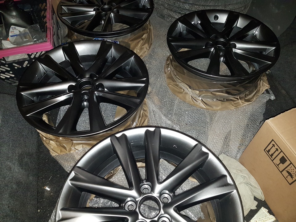 Lexus original wheels 19 F-Sport 3