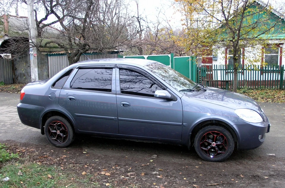 фото ліфана