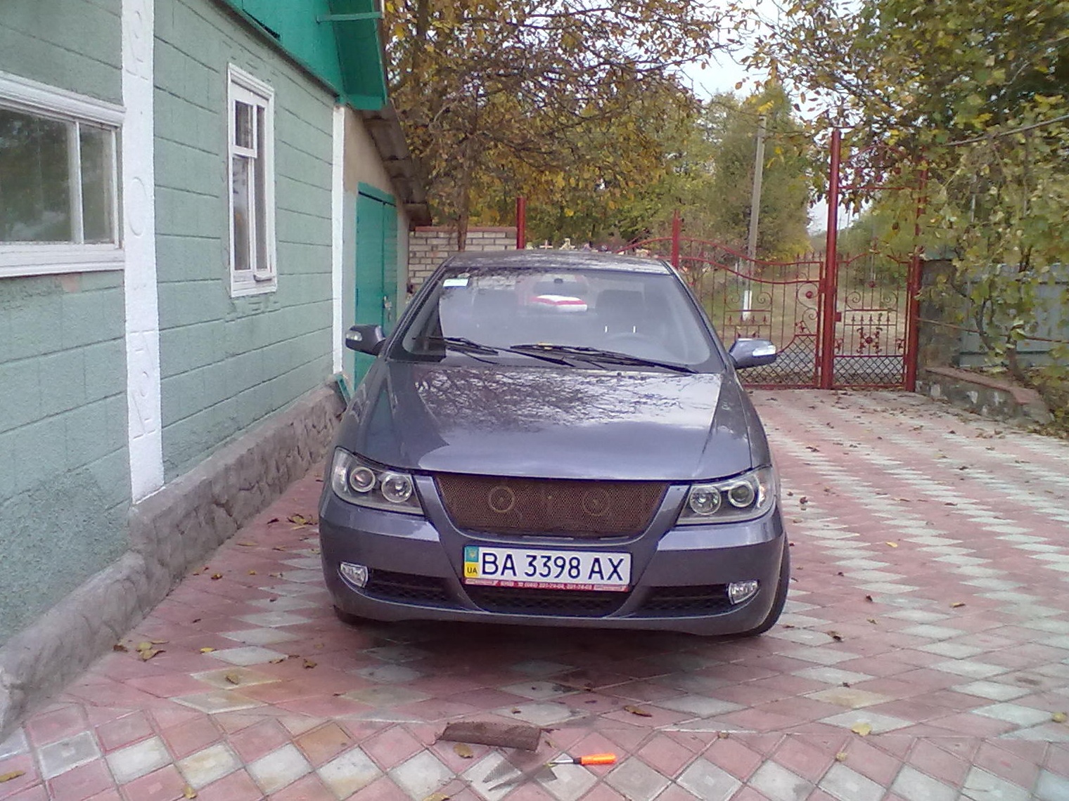 Грати радіатора 1