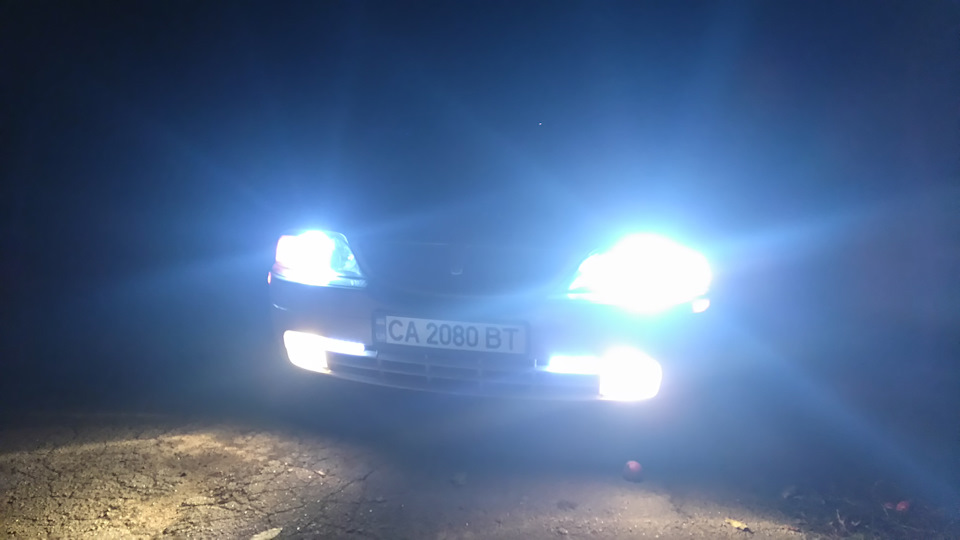 Денні ходові вогні 1