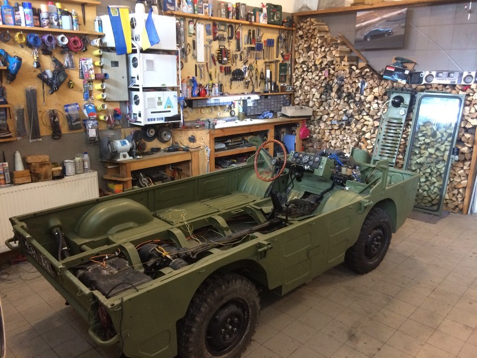 До заїзду на виставку OLD CAR LAND… 1