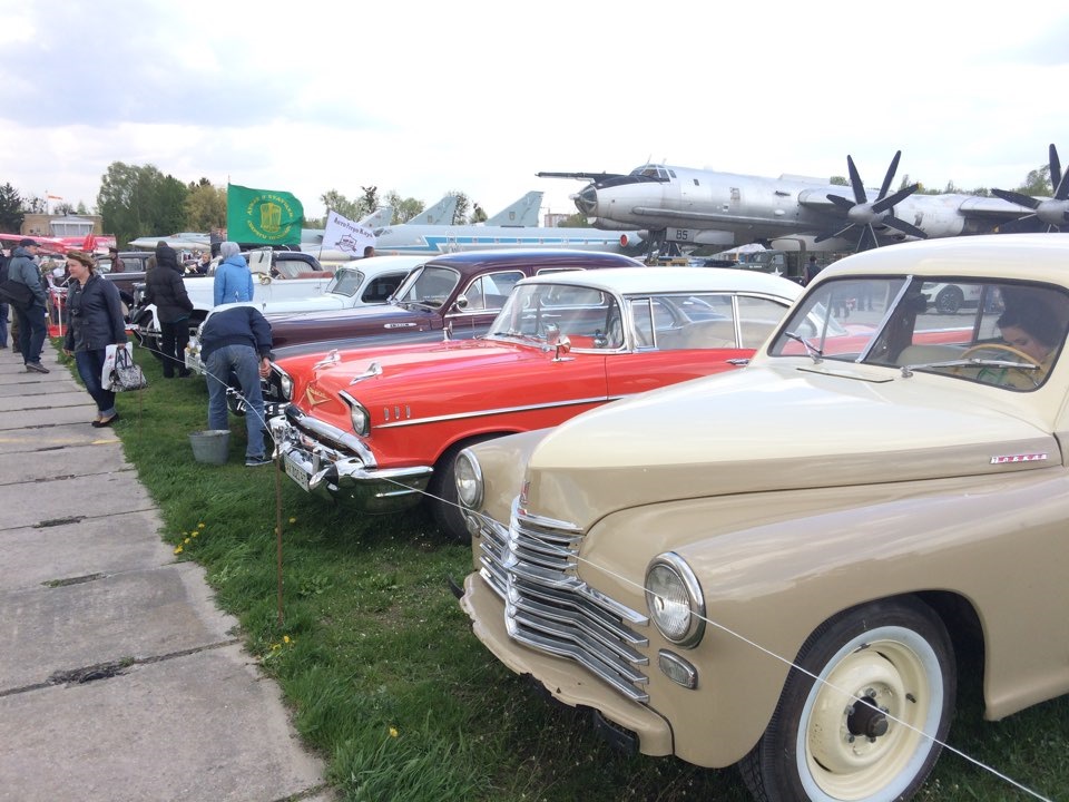 OLD CAR LAND 4