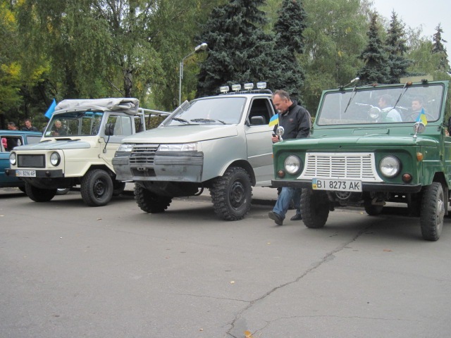 Фото поколінь ЛУАЗу 1