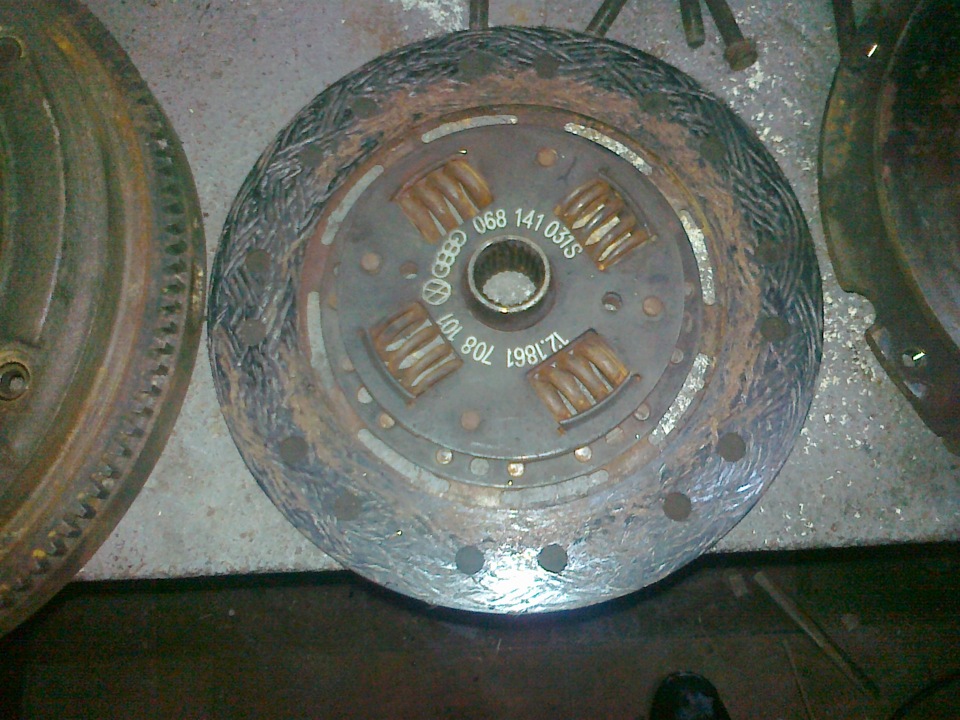 Маховик гольф 1.6 тд 1