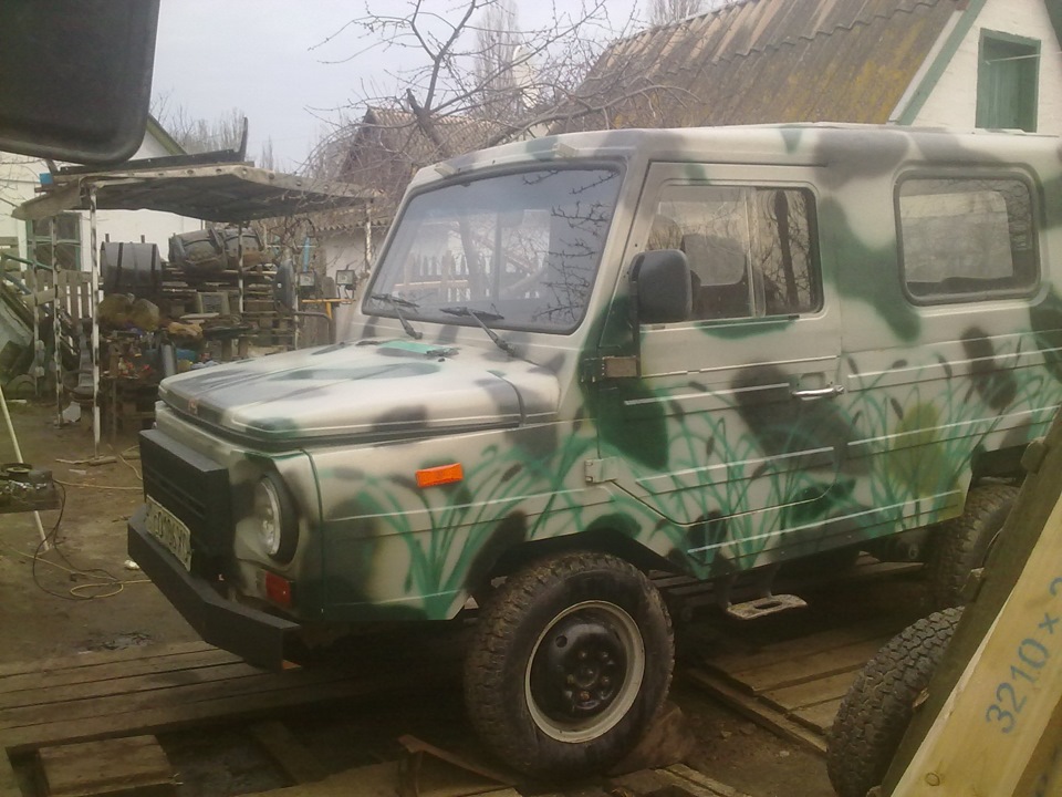 Дзеркала заднього виду.Гузинка капота. 4