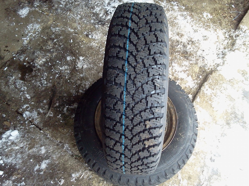 Нова гума R14 1