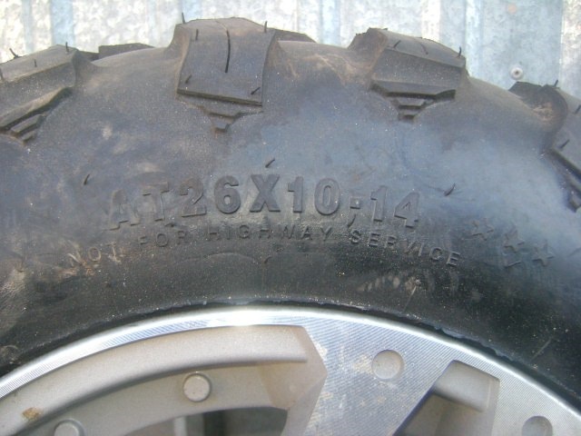 Продам нову гуму та диски для квадроцикла CARLISLE AT 26x8-14, 26x10-14 5